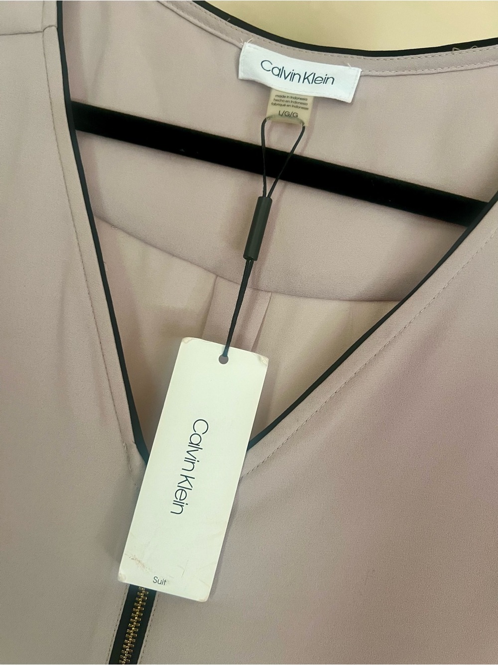 Calvin Klein  Zip-Front V-Neck Tank - Picture 7 of 7